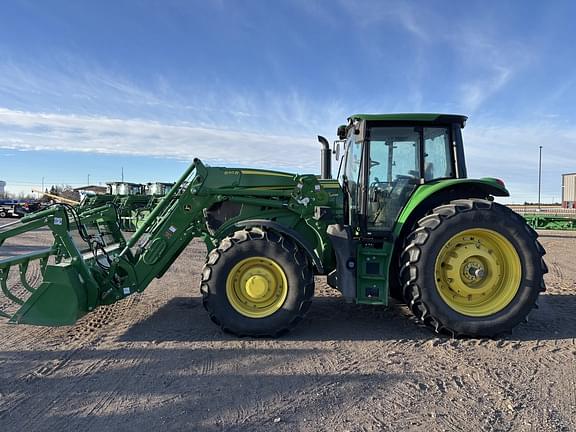 Image of John Deere 6155M equipment image 2