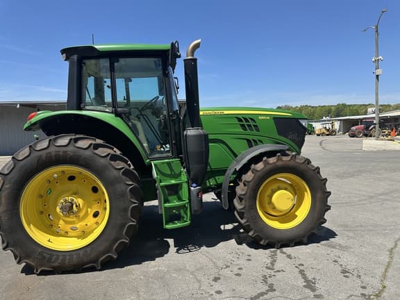 Image of John Deere 6155M equipment image 3