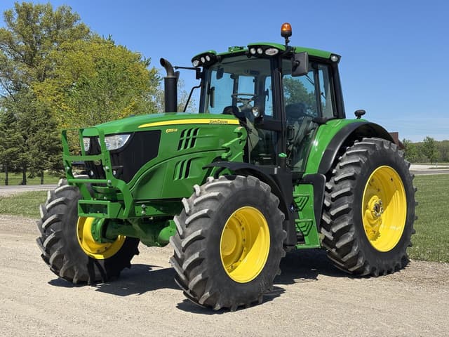 Image of John Deere 6155M equipment image 1