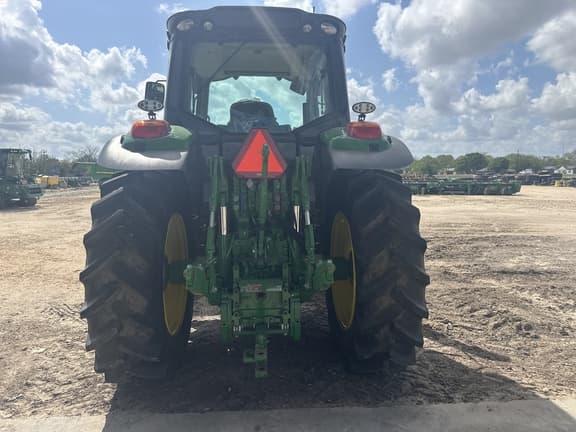 Image of John Deere 6155M equipment image 3