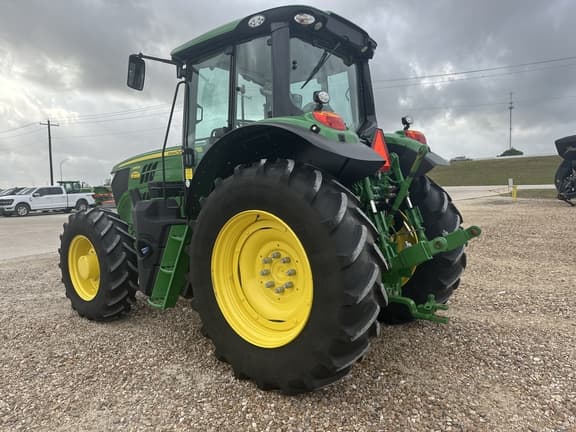 Image of John Deere 6155M equipment image 2