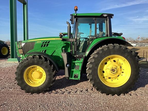 Image of John Deere 6155M equipment image 2