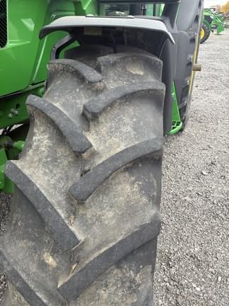 Image of John Deere 6155M equipment image 2