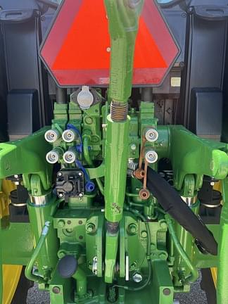 Image of John Deere 6155M equipment image 3