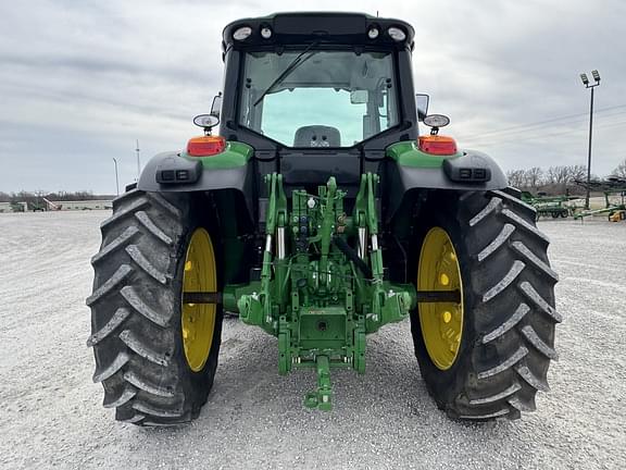 Image of John Deere 6155M equipment image 4