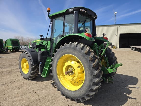 Image of John Deere 6155M equipment image 2