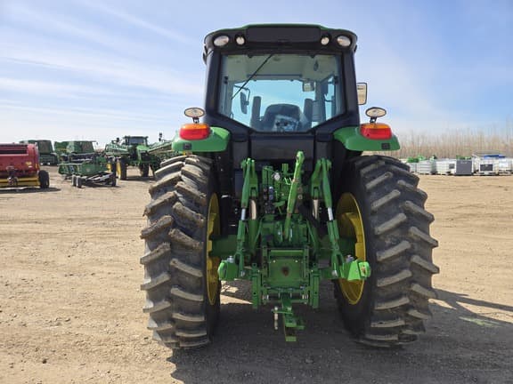 Image of John Deere 6155M equipment image 3