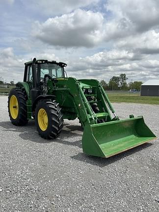 Image of John Deere 6155M equipment image 1