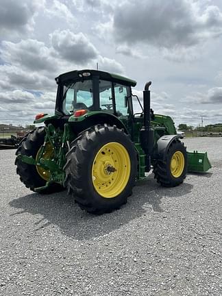 Image of John Deere 6155M equipment image 4