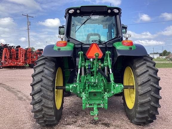 Image of John Deere 6155M equipment image 4