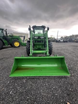 Image of John Deere 6155M equipment image 1