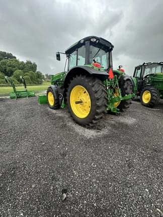 Image of John Deere 6155M equipment image 4