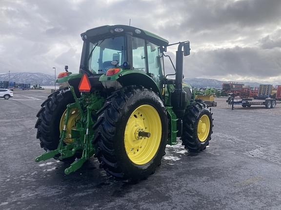 Image of John Deere 6155M equipment image 4