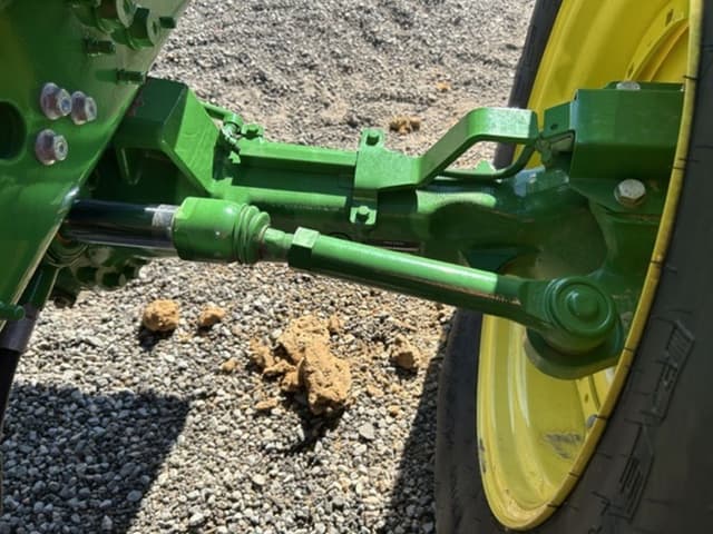 Image of John Deere 6155M equipment image 2