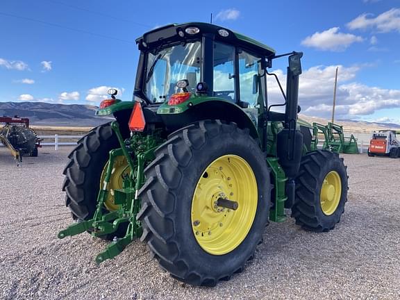 Image of John Deere 6155M equipment image 4