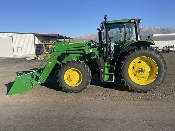 Image of John Deere 6155M equipment image 1