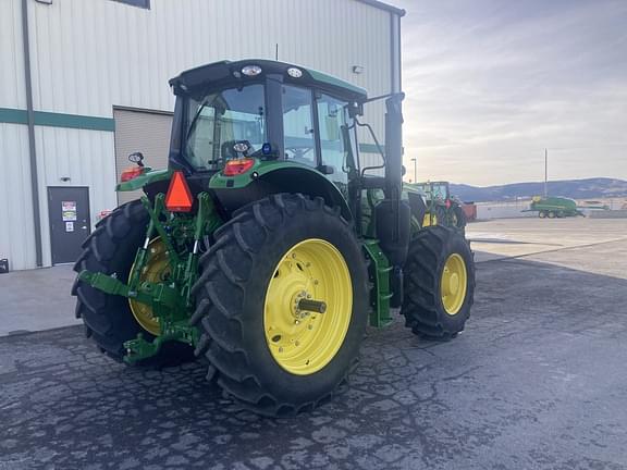 Image of John Deere 6155M equipment image 4