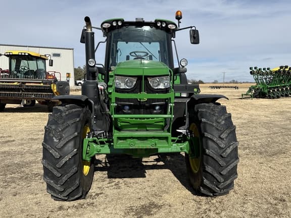 Image of John Deere 6155M equipment image 3