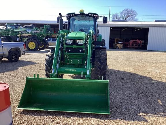 Image of John Deere 6155M equipment image 3