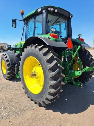 Image of John Deere 6155M equipment image 4
