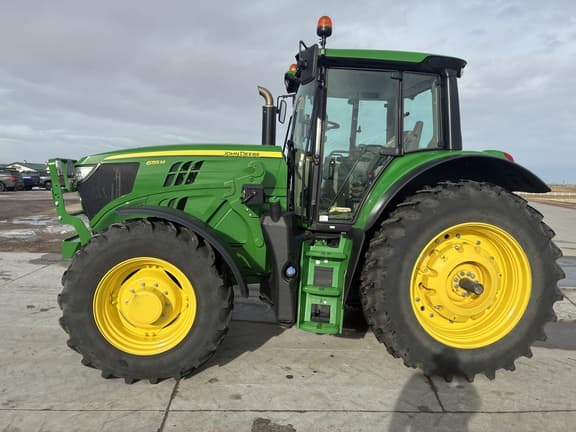 Image of John Deere 6155M equipment image 2