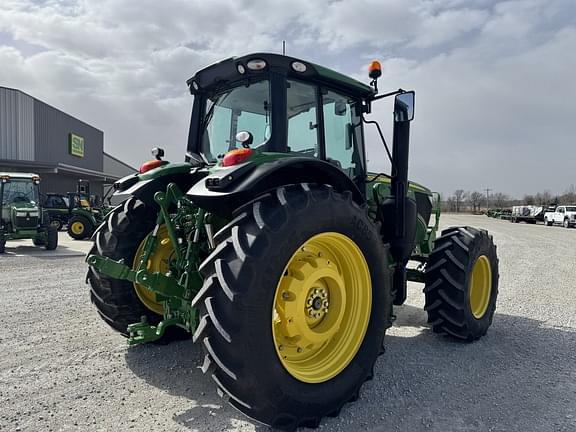 Image of John Deere 6155M equipment image 4