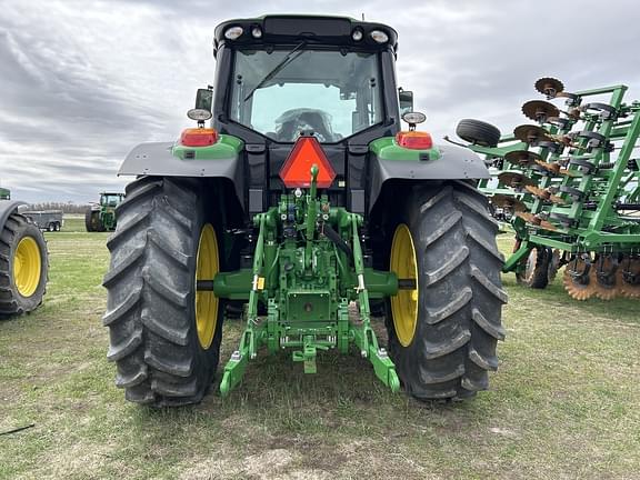 Image of John Deere 6155M equipment image 4
