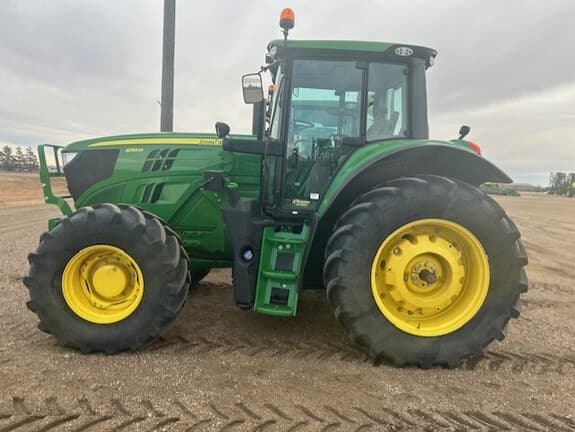 Image of John Deere 6155M equipment image 1
