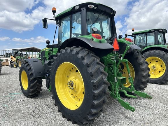 Image of John Deere 6155M equipment image 3