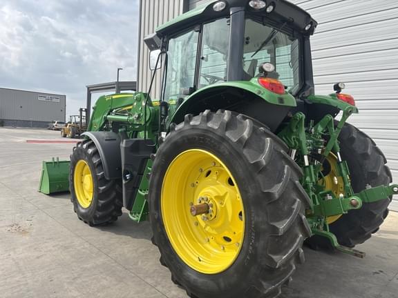 Image of John Deere 6155M equipment image 2