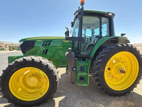 Image of John Deere 6155M equipment image 1