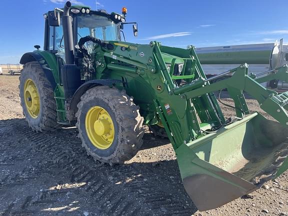 Image of John Deere 6155M equipment image 1