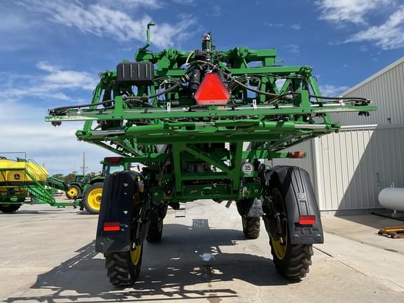 Image of John Deere 616R equipment image 3