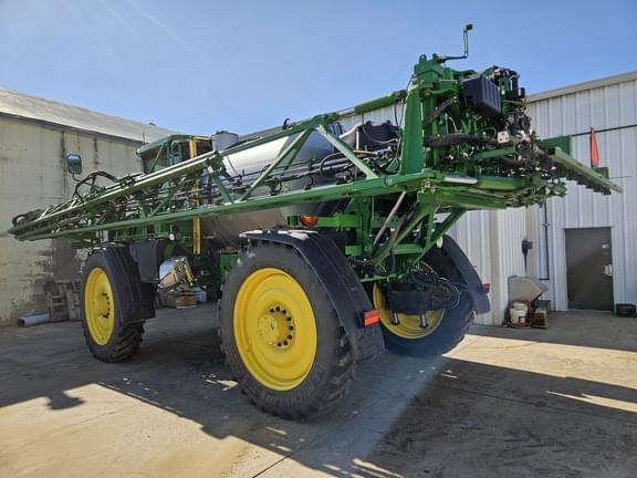 Image of John Deere 616R equipment image 2