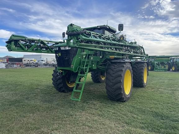 Image of John Deere 616R equipment image 4