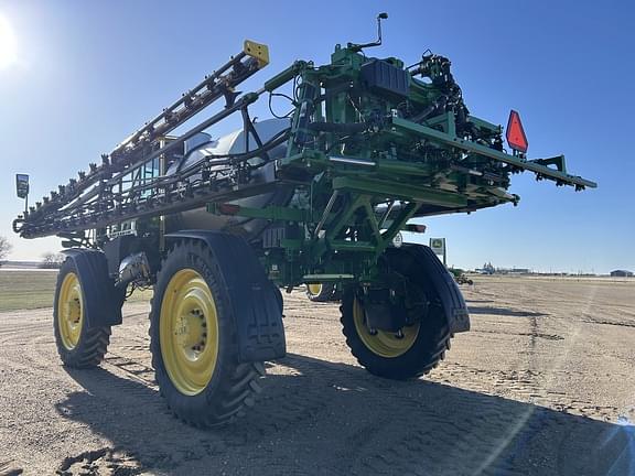 Image of John Deere 616R equipment image 4