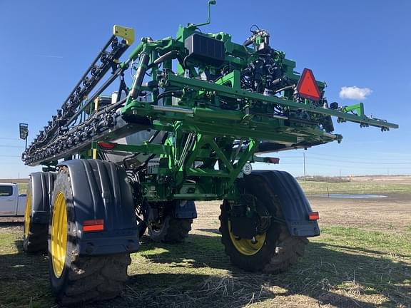 Image of John Deere 616R equipment image 1