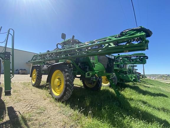 Image of John Deere 616R equipment image 1