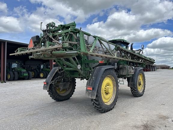 Image of John Deere 616R equipment image 4