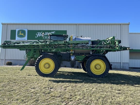 Image of John Deere 616R equipment image 1