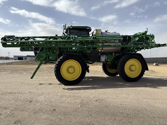 Image of John Deere 616R equipment image 2