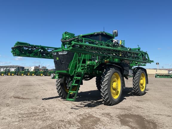 Image of John Deere 616R equipment image 1