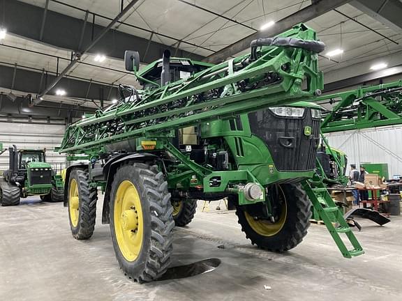 Image of John Deere 616R equipment image 1