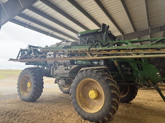 2024 John Deere 616R Equipment Image0