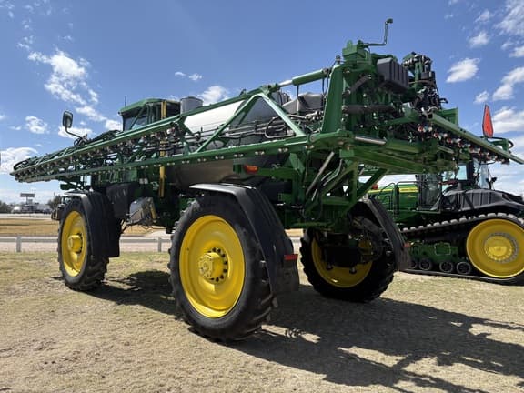 Image of John Deere 616R equipment image 3