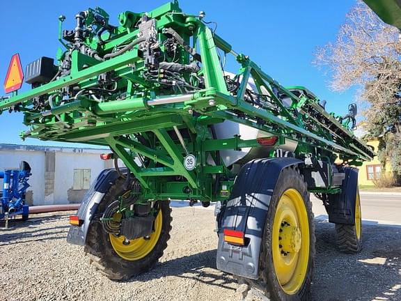Image of John Deere 616R equipment image 4