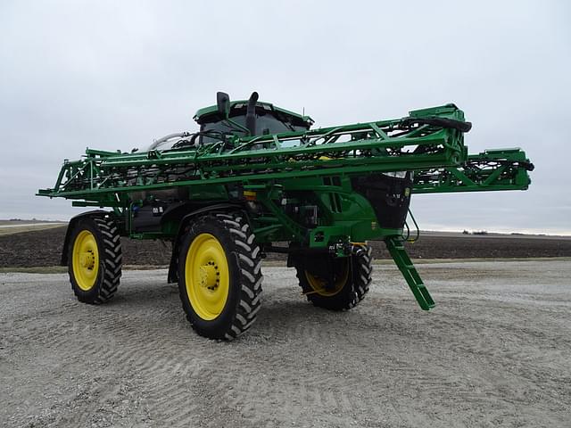 Image of John Deere 616R equipment image 3