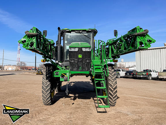 Image of John Deere 616R equipment image 1