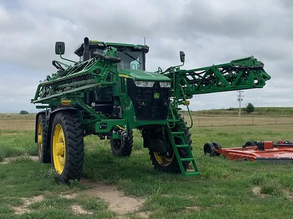 Image of John Deere 616R equipment image 2