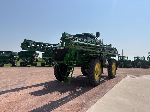 Image of John Deere 616R equipment image 3